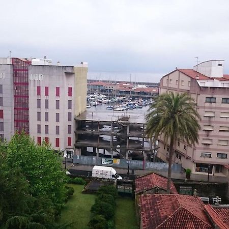 Se Alquila Piso Centrico En Sanxenxo C/Garaje Apartman Kültér fotó
